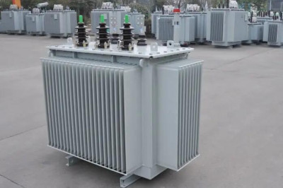 Transformateur immergé dans l'huile de 315 kVA